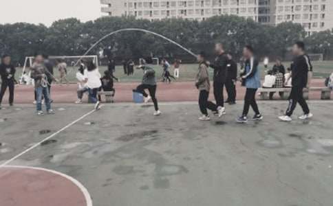 操场上教案15篇