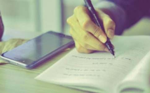 《呼兰河传》读后感(汇总15篇)