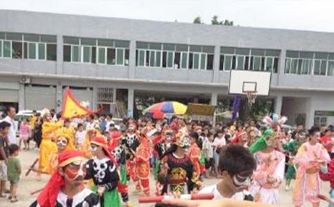 有关风俗的作文六篇