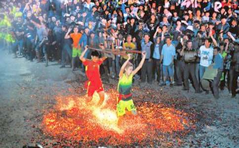 描写风俗的作文400字