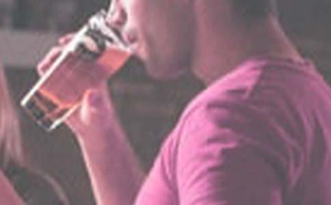 �ֵ��ǺȾƿ��ĵľ���