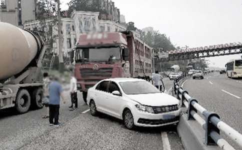 ��·��ͨ�¹����⳥Э���飨��ѡ19ƪ��