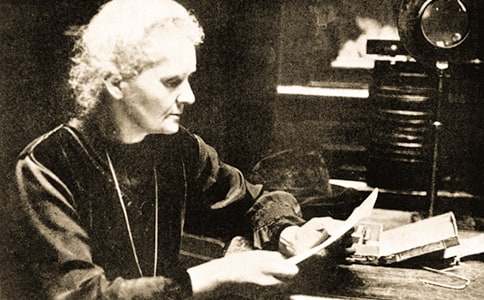 ����������и�