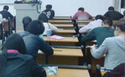 �йؿ��Եķ�˼����300�ֻ�����ƪ