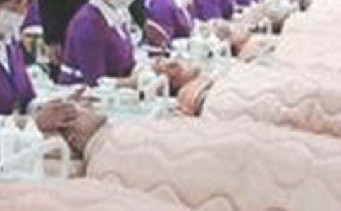 ����ʦ�˿�����ף����ʾ��