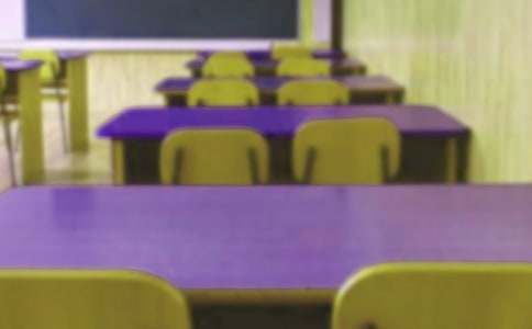 ��ҵ�ж�ĸУ��һ�λ�����ѡ��