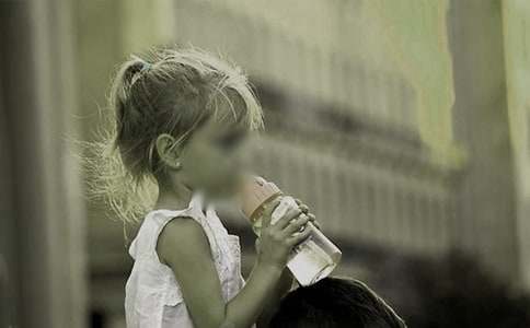 ��Ů���ܾ���Ļ�[����]