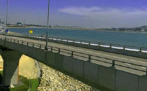 �������������600��3ƪ