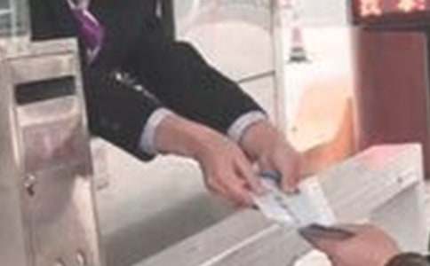 高速收费员的年终总结(10篇)