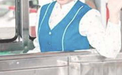 �����շ�Ա�����ܽ�(�ϼ�10ƪ)