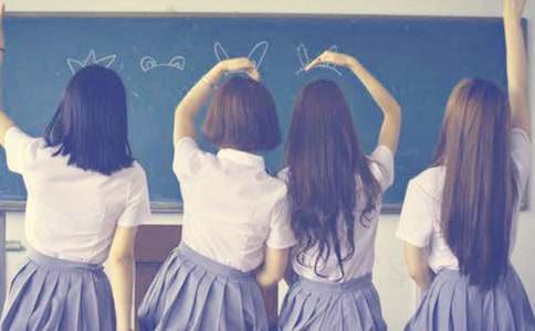 �����š���ͬѧ������4ƪ