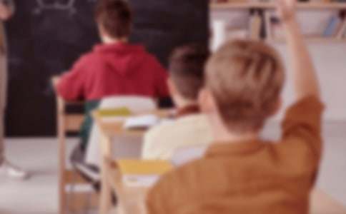 д���Լ�����ѧ�ڼ���180��