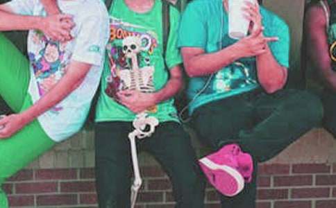 �͸��߿�ѧ�ӵ�ף����