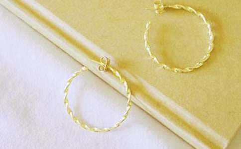 �鱦�����������ѡ15ƪ