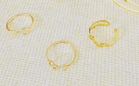 �鱦���չ����ܽ���15ƪ