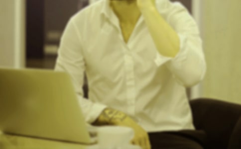 职场写真,一个白领男人“忙碌”的一天