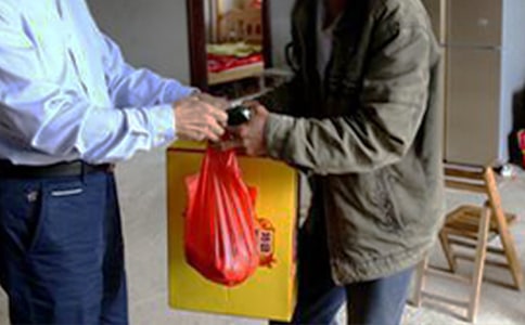 拜访音响世界-高二