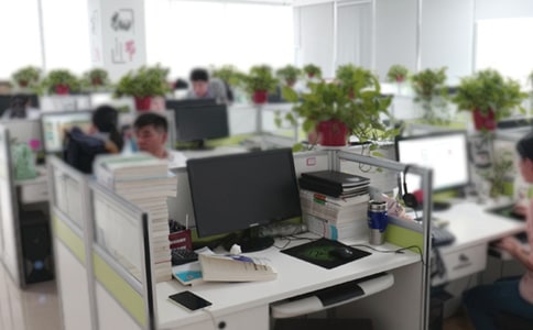 ���Ƽ����칫���������չ����ܽ���ƪ