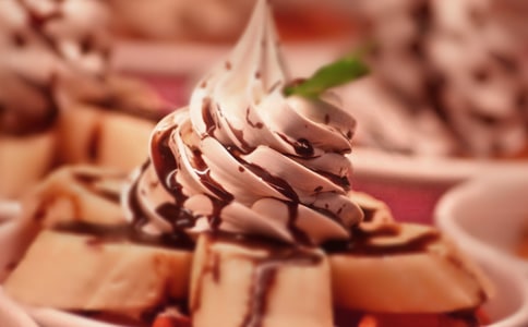 中班美术《冰淇淋》教案