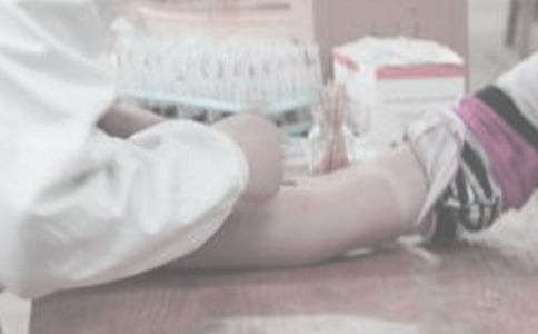 ������һ�γ�Ѫ����800��-Сѧ���꼶��������