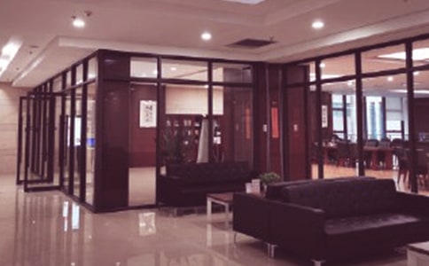 ��Ȫ�е�����