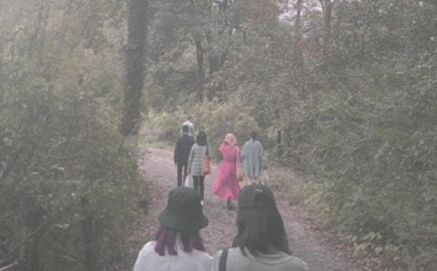 �˽̰�Сѧ�������꼶�ϲᡶ��ɽ��Ϸ���̰�