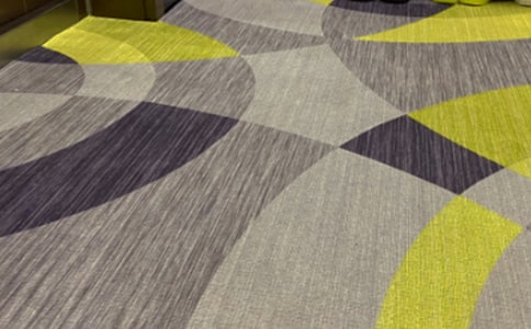 ˹���ʵĵ�̺Ь����