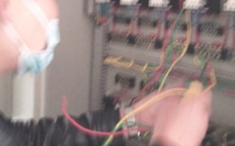 ���繤���ƻ����ϰ�ƪ