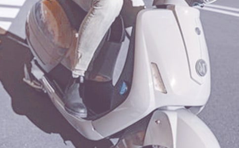 推电瓶车作文200字