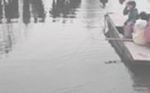 《三怪客泛舟记》英文读后感