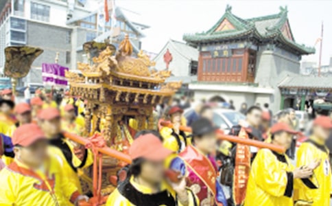 中国过年各民族的风俗作文