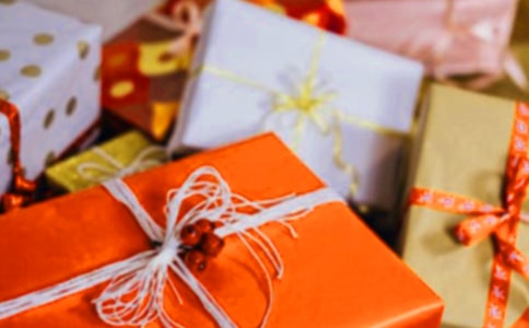 福利院献爱心作文450字