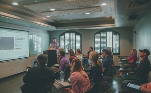 �а����Թ����ν̰�(�ϼ�15ƪ)