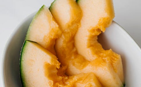 苦瓜和哈密瓜650字作文 - 初中想象作文