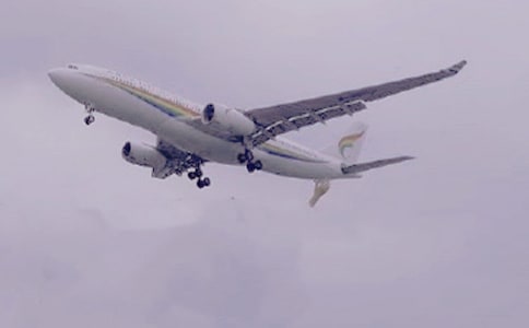 北京游记:CA4129航班作文