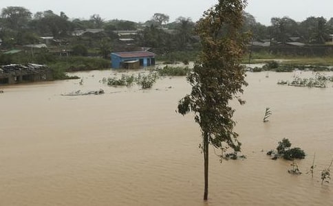 �ں�ˮ���ĵ�����������