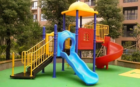 幼儿滑滑梯活动教案