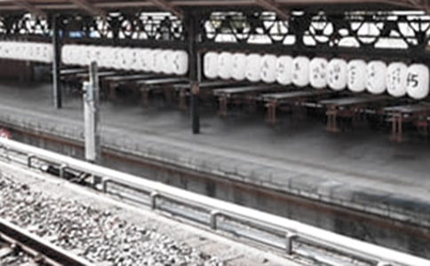 ���˻�վ��