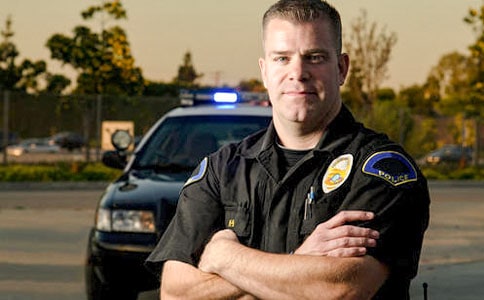 交警叔叔作文400字