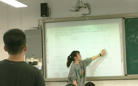 《自我介绍》教学设计