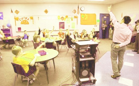 ���꼶�γ̽�ѧ�ƻ����ر���