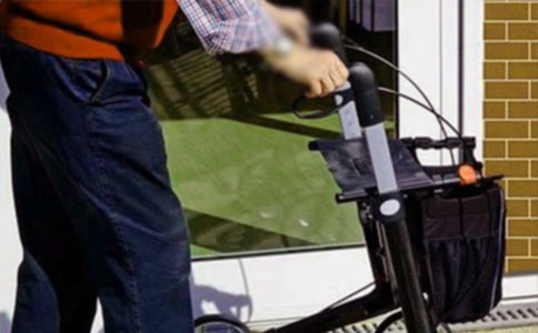 2021年敬老院慰问演出优秀致辞