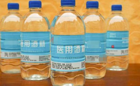 ���ɾƾ���Һ����;��̽��