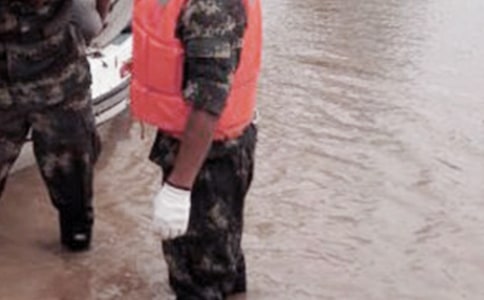 给抗洪救灾战士的一封信(精选13篇)