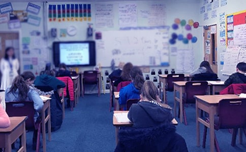 ����ʡ2014��ȫ���о�����ѧ�����շѱ�׼�ϵ�