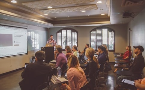 从细节了解加拿大的留学条件