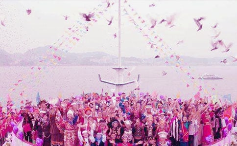 盛开的民族之花作文