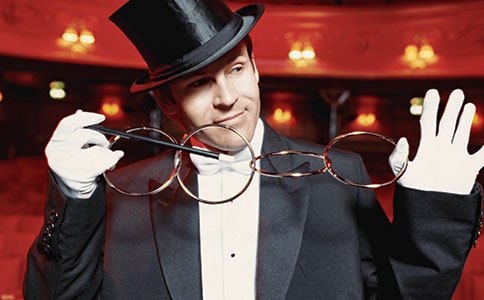 ���ǰ���ħ��ʦ