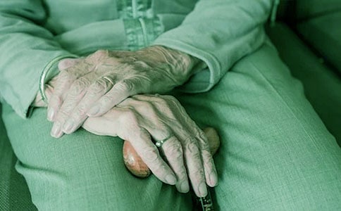 奶奶家的夜优美散文