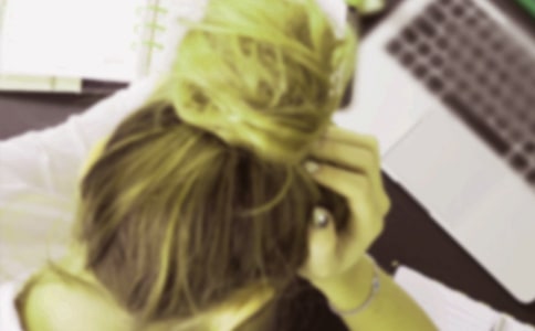 �ƽ�ʧҵ���չ����㱨